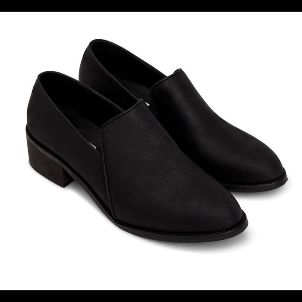 Matt and Nat Size 39 CASTELNAU heels